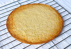 Pâte Sucrée base for the cake